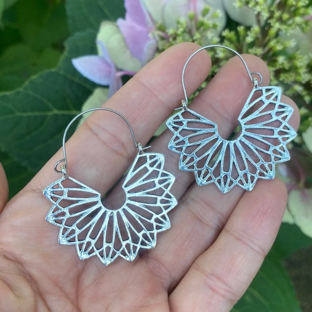 Beautiful Silver Mandala Earrings - Picture 4 of 8